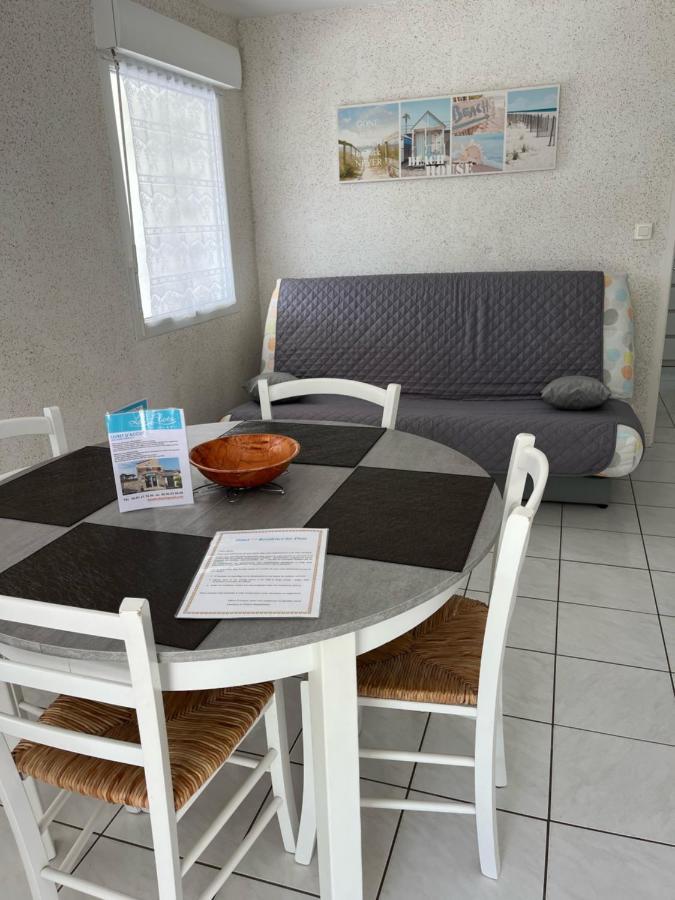 Hôtel Résidence Les Flots Saint-Palais-sur-Mer Esterno foto