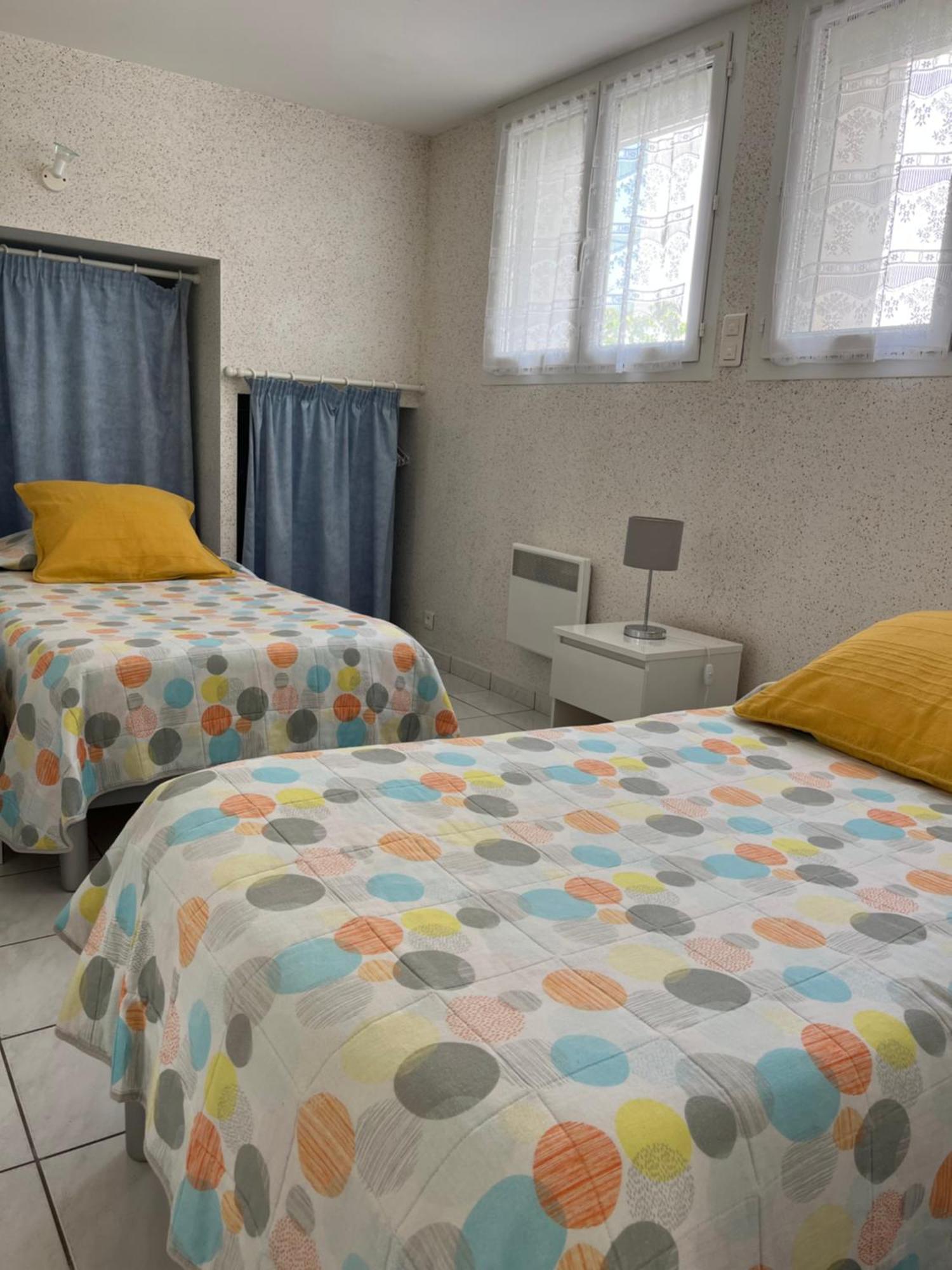 Hôtel Résidence Les Flots Saint-Palais-sur-Mer Esterno foto