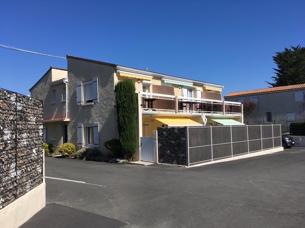 Hôtel Résidence Les Flots Saint-Palais-sur-Mer Esterno foto